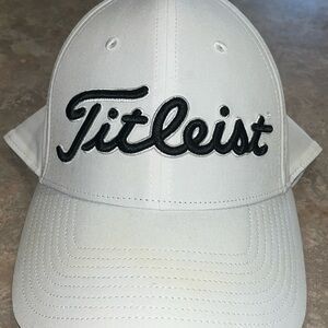 TITLEIST T SERIES STRAPBACK GOLF HAT